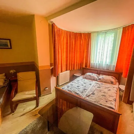 Matyas Vendeghaz Siofok Hotel Exterior photo